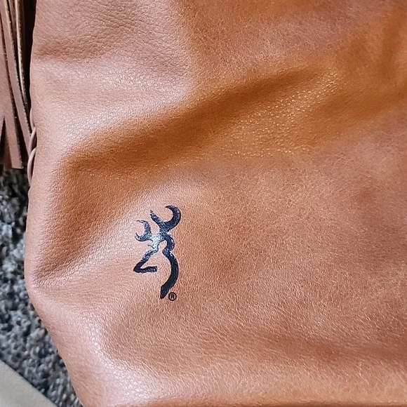 Browning conceled carry purse - Picture 2 of 3